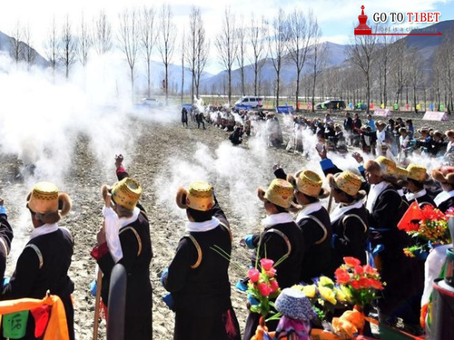 Experience the Beauty and History of Tibet Tour.png