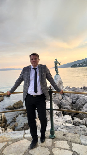 WhatsApp Image 2022 10 12 at 10.27.54.jpg