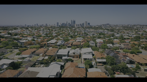 MH370.The.Plane.That.Disappeared.S01E01.The.Pilot.1080p.NF.WEB DL.HDR.DDP5.1.Atmos.H.265 GeTrEKT.mkv.png