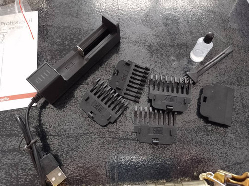 br 11134103 23010 52z00ktaznmv76.jpg