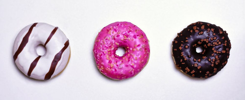 donuts 4633040 480 (1).jpg