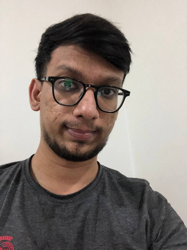 photo 6080279850150639289 y.jpg