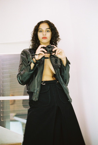 Iman B010945 R1 06 8.jpg