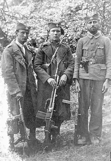 Cetnici Motajicke brigade 1.jpg