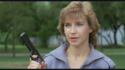 [霸王花]The Inspector Wears Skirts 1988 GER BluRay 1080p x264 AC3 MA5.1 2Audios FFans@荖顽僮.mkv 20230308 .png