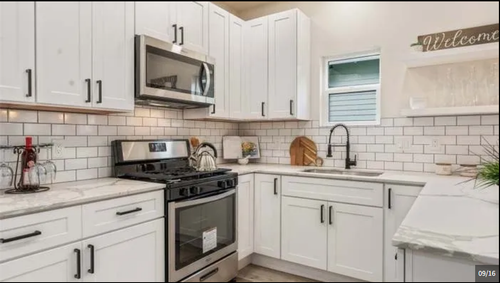 Kitchen remodeling Services.png