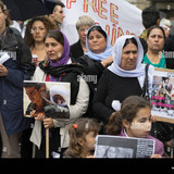 yazidi demonstrating in bielefeld against islamistic is milicias murdering E727BN