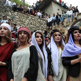yazidi women 6720x4416 Cropped 800x600