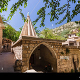shrine at lalish the holiest place in the world to practitioners of CXPB0R