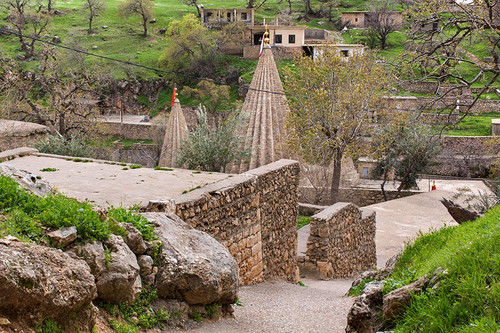 Richard Wilding Kurdistan Lalish 012.jpg