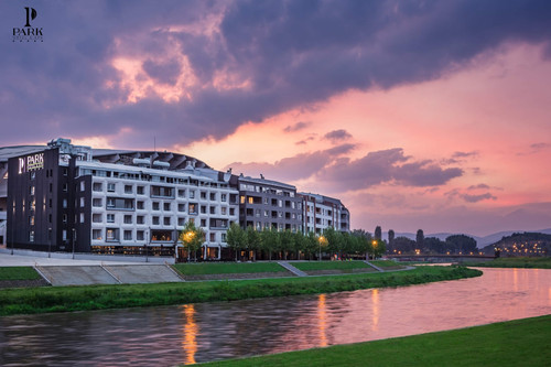 parkhotelbanner bg.jpg