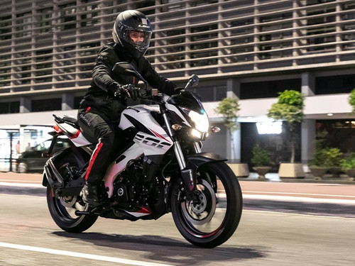 Pulsar 1.jpg