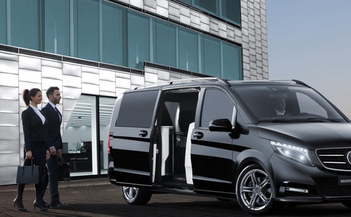 Taxis from Luton Airpot.jpg