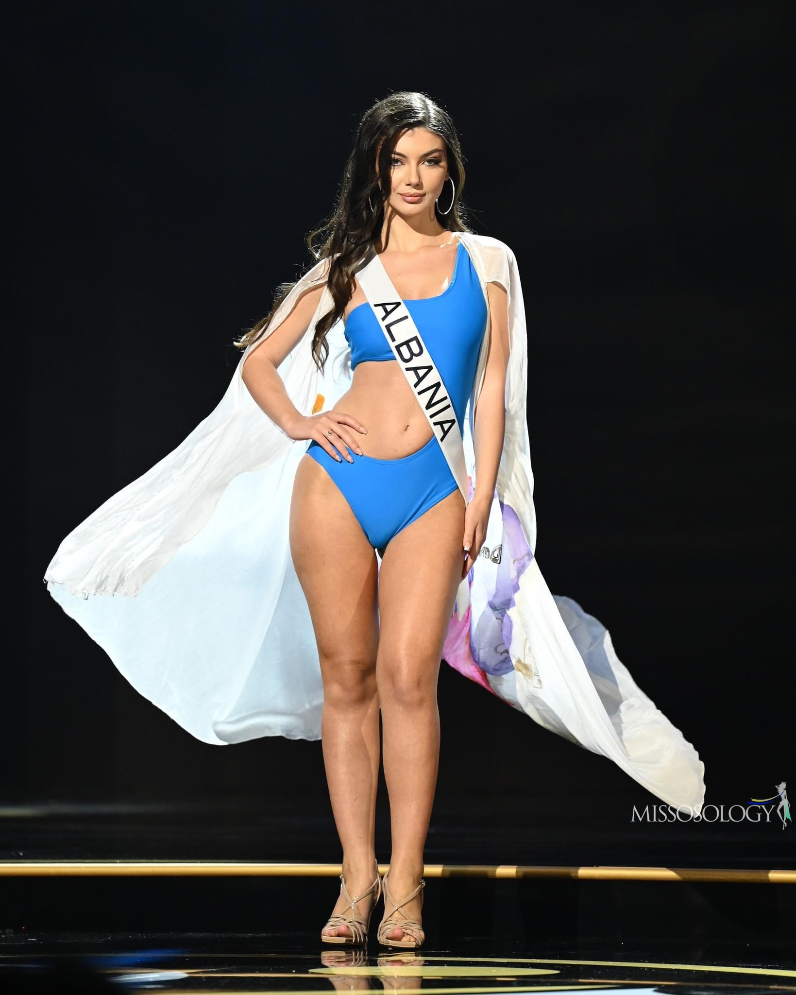 71st MISS UNIVERSE Preliminary Competition  HYuCbBs