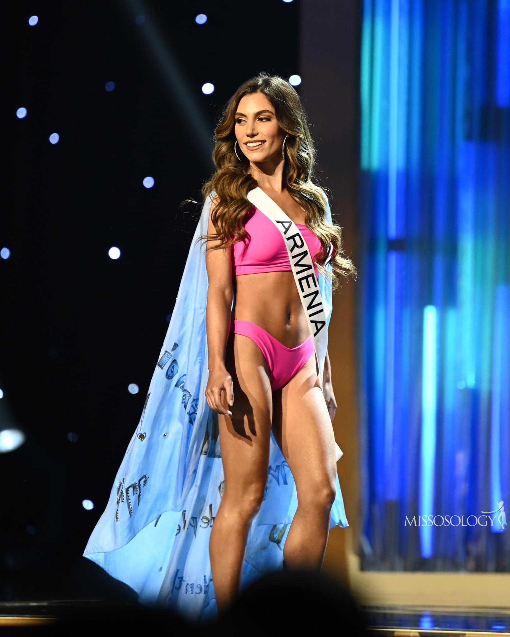 71st MISS UNIVERSE Preliminary Competition  HYuo9Mg