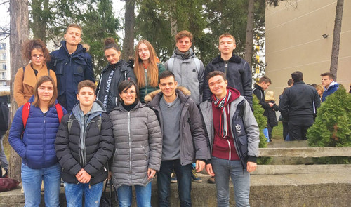 IMG bb1c4482dff91c24acf11bdf7311d76b V.jpg