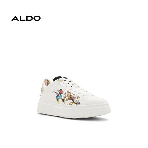 d100sneaker white 122 002 038 alt3 sq wt 600x600.jpg