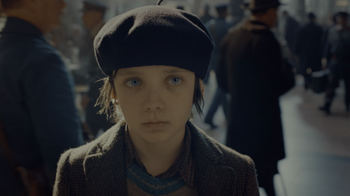 Hugo.2011.2160p.Pad HDR.UHD.BluRay.AAC.2Audio.x265 10bit HDSPad.mp4 20230729 220750.693.png