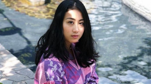 39256 vanessa surya instagram.jpg