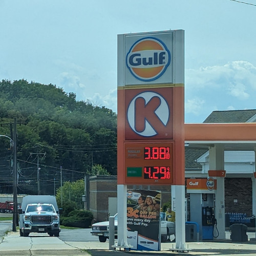 PXL 20230801 181525062.MP.jpg