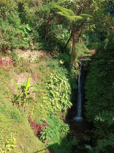 curug dewa1.jpg