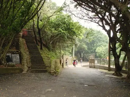 00017虎頭山步道，明倫三聖宮