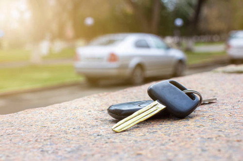 The Advantages of Hiring a Professional Car Locksmith for Your Automotive Needs.1