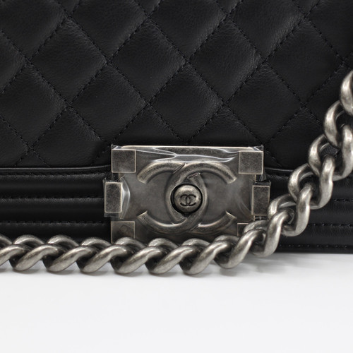 chanel A67085 4.jpg