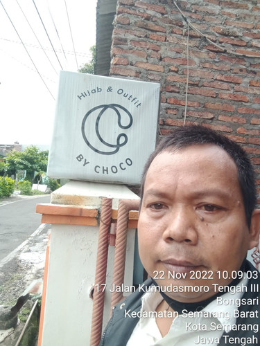 wisnu hijab choco.jpg