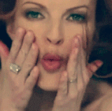 tumblr mb5233kYyz1qglsq5o1 500 (1).gif
