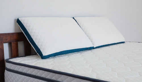 memory foam piloow 2.jpg