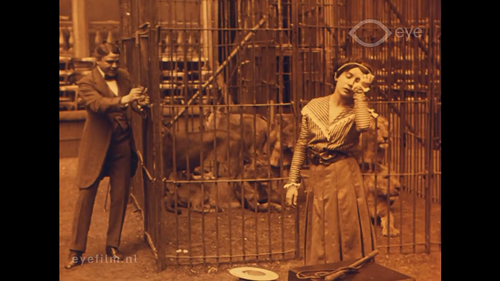Nelly la domatrice.mp4 20200117 131656.010.png
