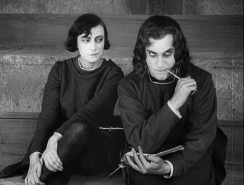 play.on.shakespeare.in.silent.film.2016.1080p.bluray.x264 ghouls[PRiME].mkv 20191112 171028.022.png