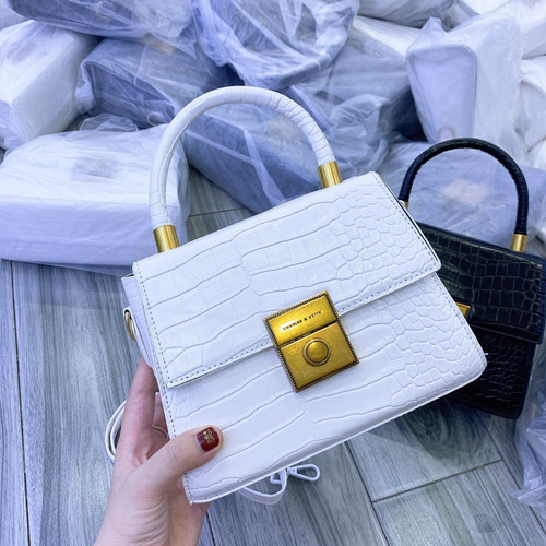 tui12.jpg