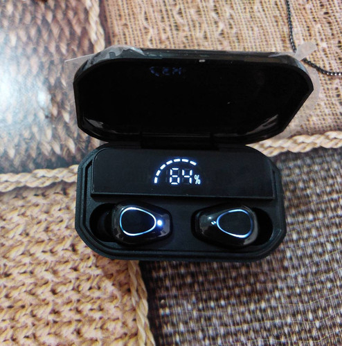 br 11134103 23010 s4r4jiqn41lv8d.jpg