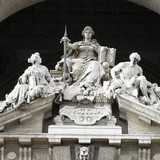 rome italy building sculpture (1)