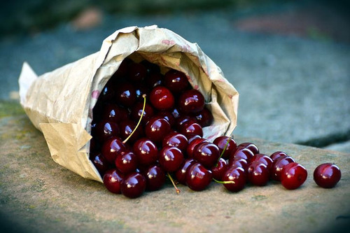 cherries 3522365 480.jpg