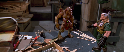 Small Soldiers (1998).mkv snapshot 00.15.16.413.png