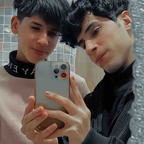 983DD8D7 56FC 4941 BCA5 A178A640472C.jpg