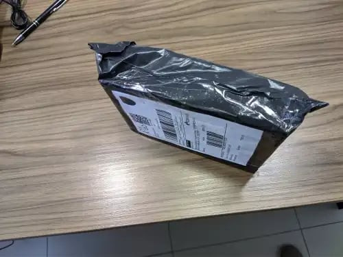 M36lW1C8FT24oqb.jpg