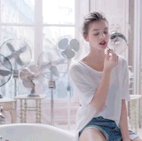 tumblr e8c54280c21a19059e25e404f7c7340a 71845d53 500.gif
