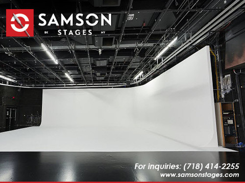 Cyc Stage Samsonstages.jpg