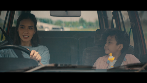 Fireworks.2023.1080p.NF.WEB DL.DDP5.1.H.264 QuaSO.mkv snapshot 01.03.28 [2023.06.30 00.55.05].png