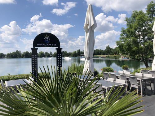 ABDF4CB4 9867 4DC7 9CC0 EF47A2B36222.jpg