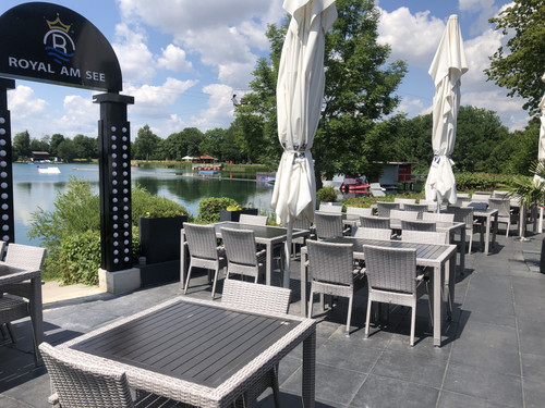 EC073C90 FF8C 457B BCEA E95372A9629F.jpg