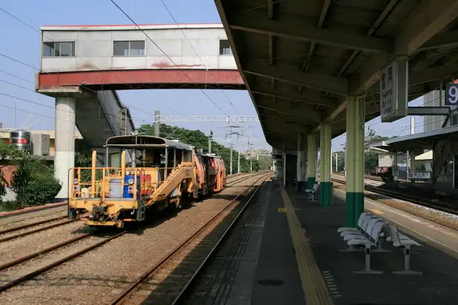 富岡車站月台