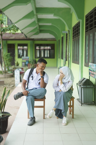 SRJ09185 min.jpg