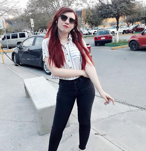 bac447ec3fb6b1dadf3a90db1b882d4e full.jpg