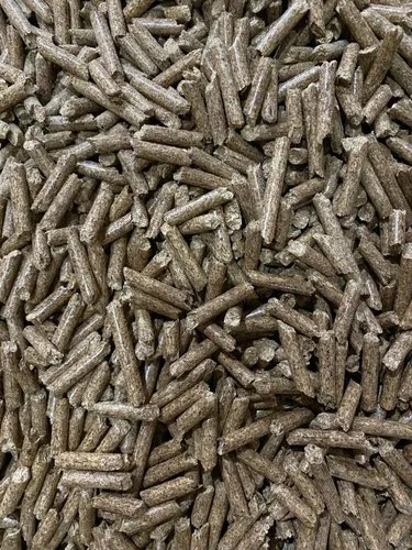pinewood pellets 500x500.webp