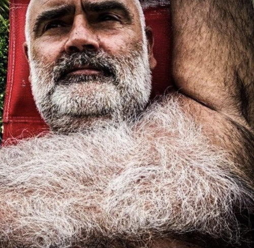 08019651 D40A 425F 9339 73C28203CAD0.jpg